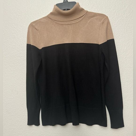 Cable & Gauge Sweater Size Small - Picture 1 of 4